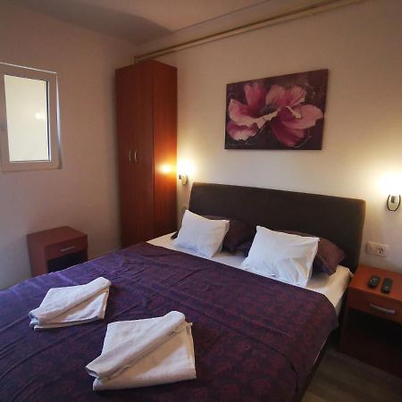 בודווה Radovic Apartments מראה חיצוני תמונה