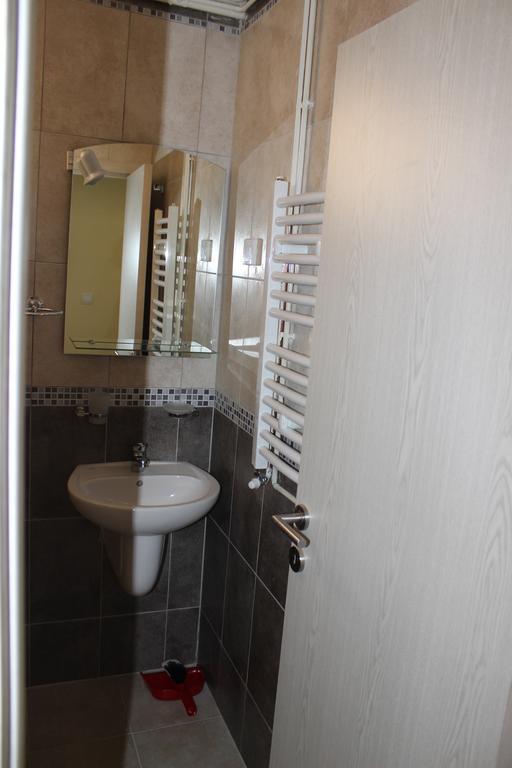 בודווה Radovic Apartments חדר תמונה