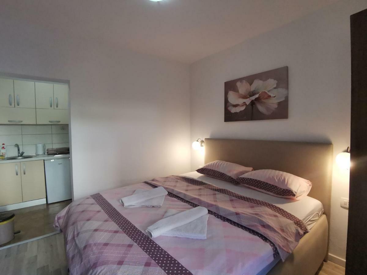 בודווה Radovic Apartments מראה חיצוני תמונה