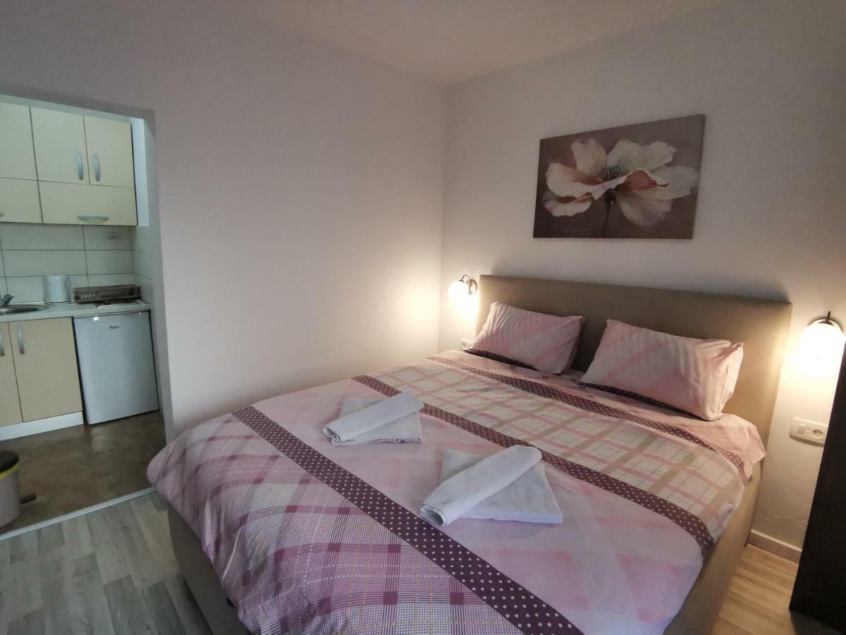 בודווה Radovic Apartments מראה חיצוני תמונה